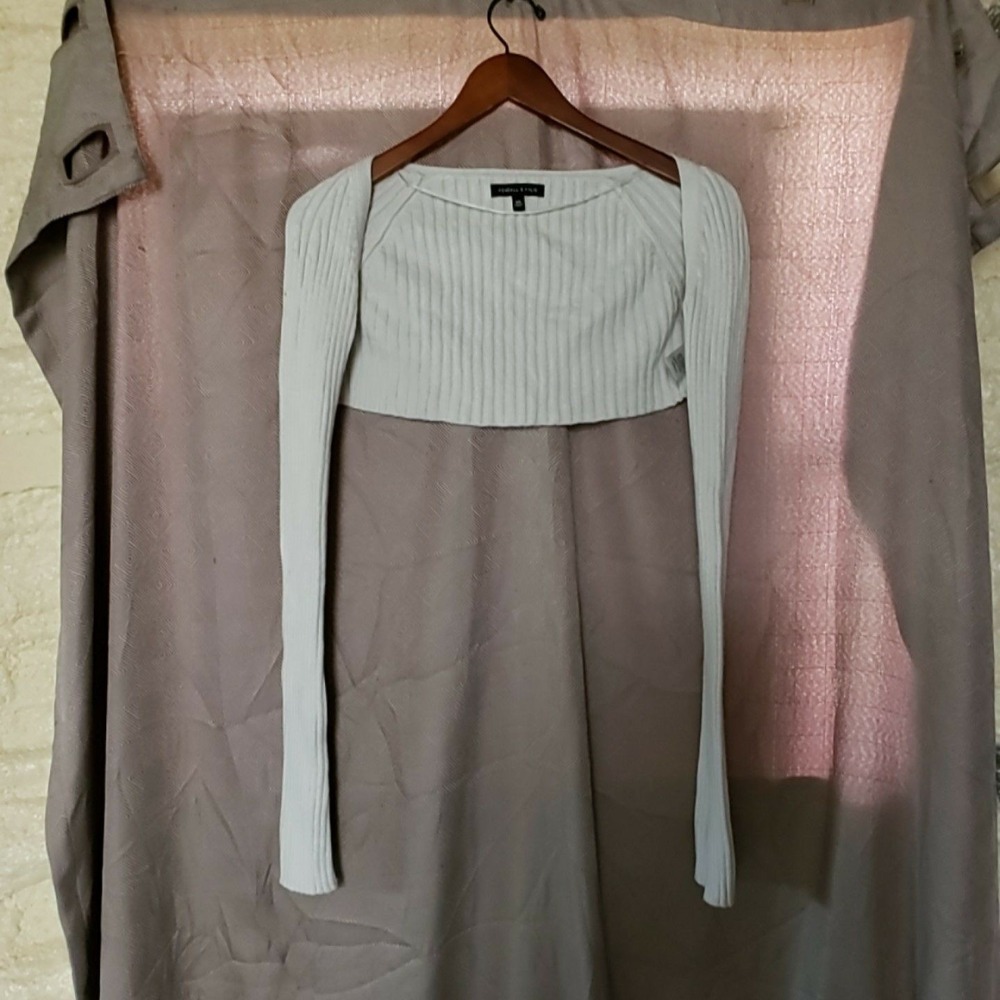 Kendall And Kylie Sweater Teens XS White Boat Neck Long Sleeve Ribbed Knit Shrug